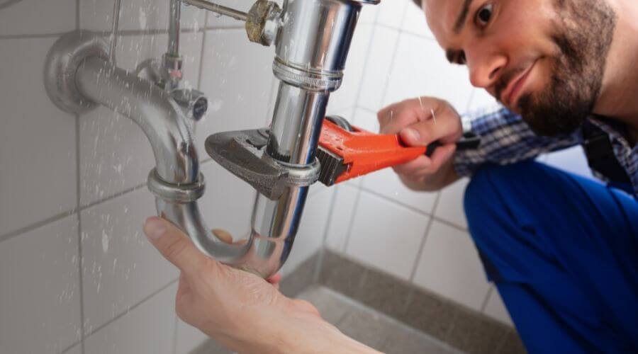 Leaking toilet repair in Fort Laramie, WY